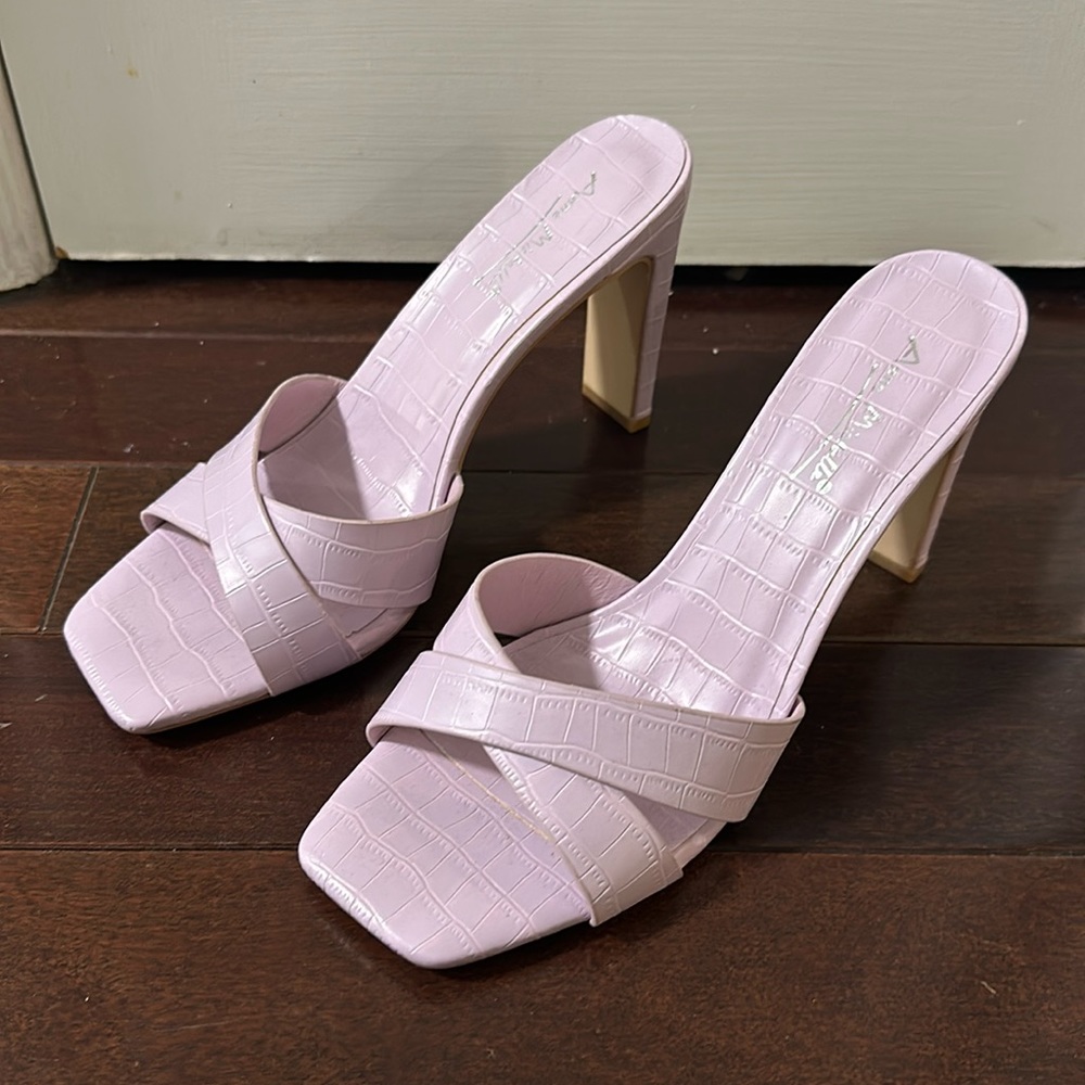 Anne Michelle lavender heels